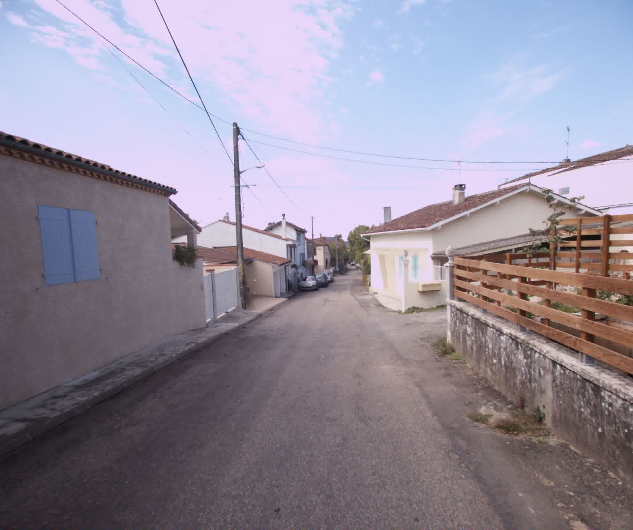 Street view of Cazaubon