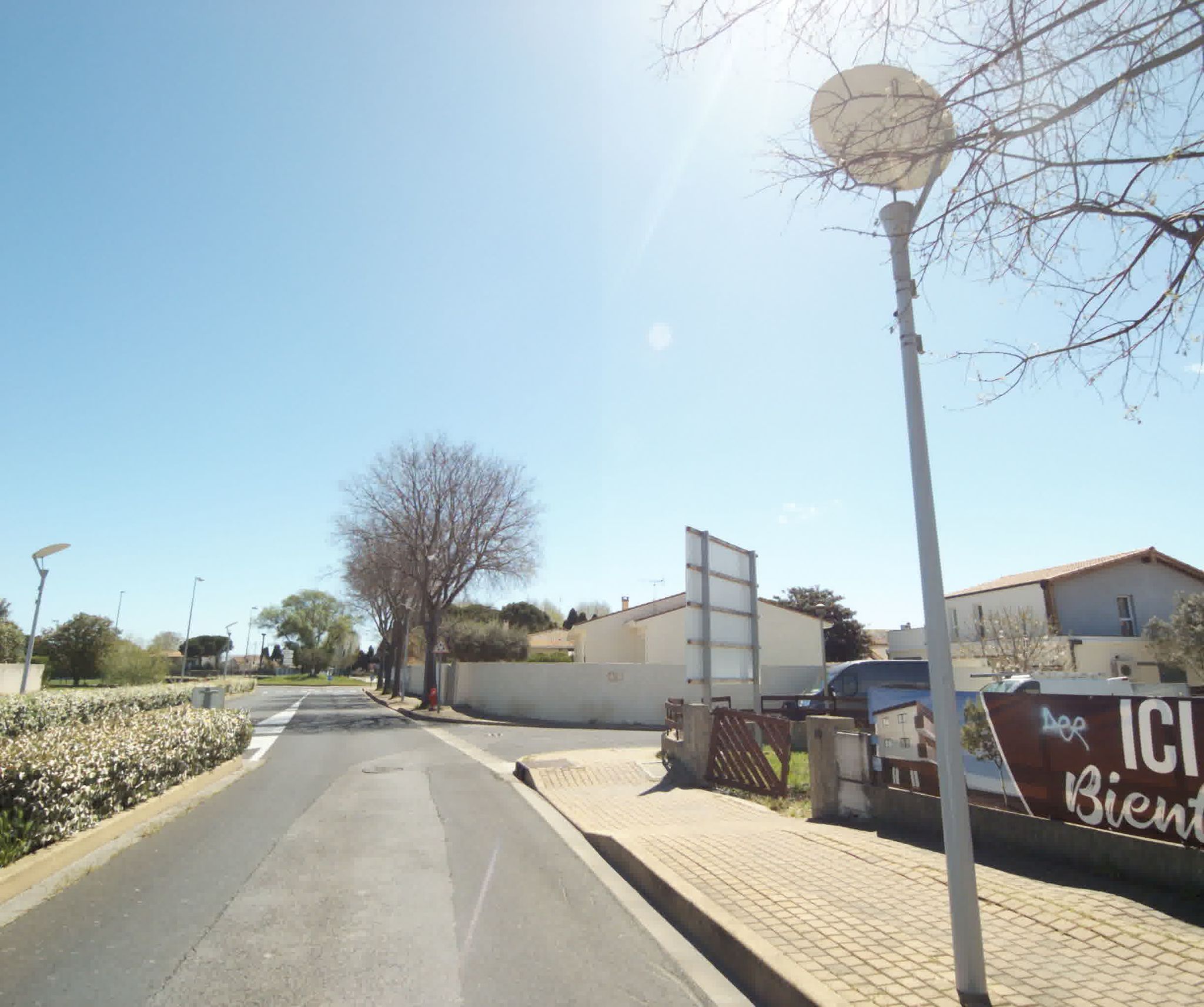 Street view of Lattes