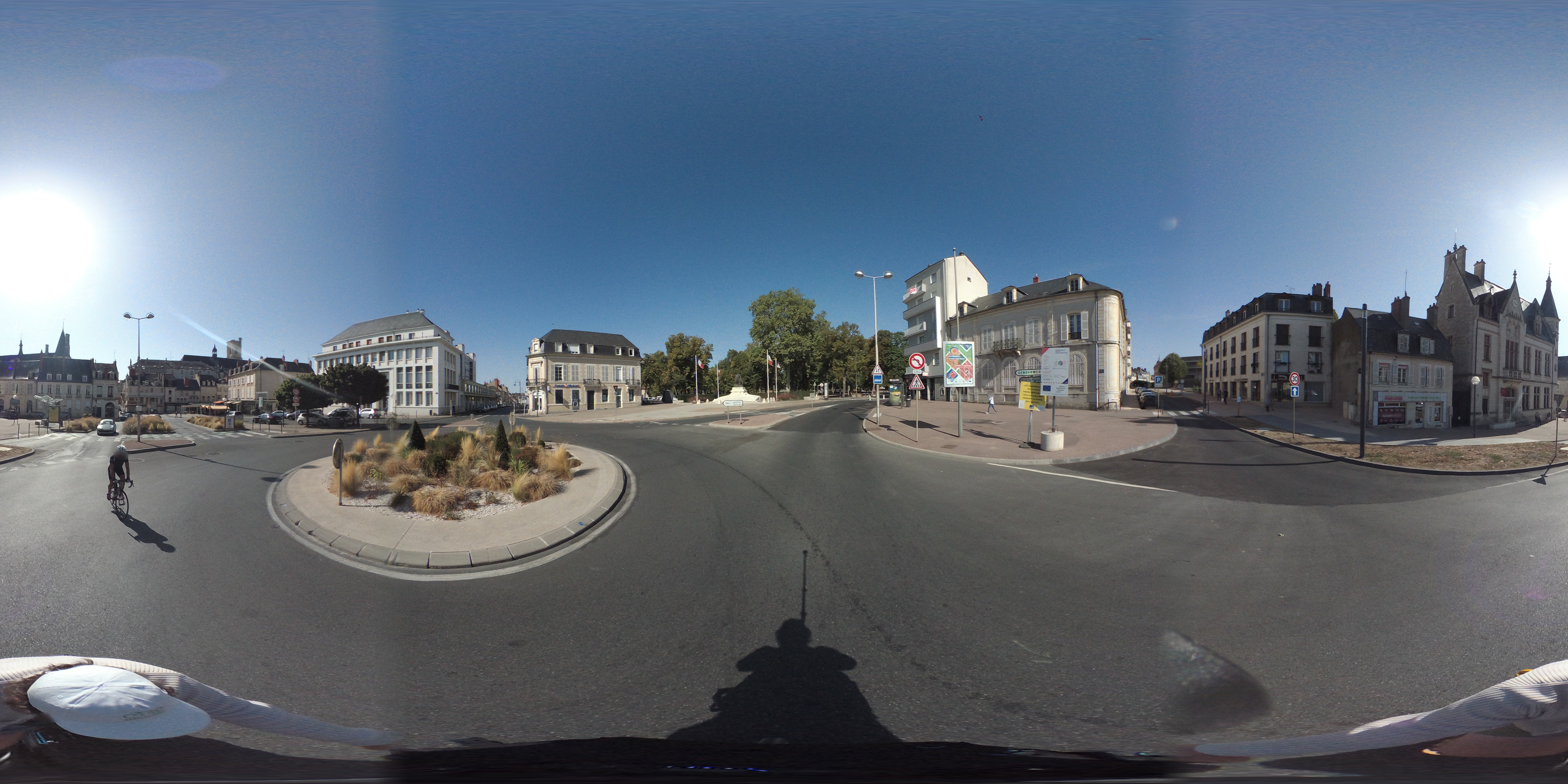 Street view of Nevers