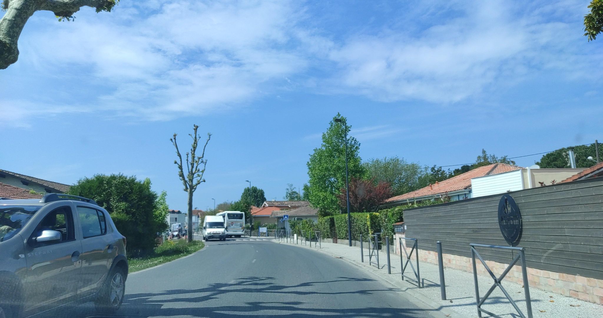 Street view of Arès
