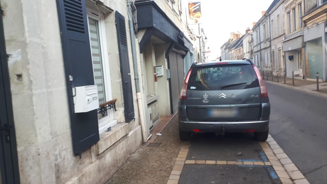 Street view of Montoire-sur-le-Loir