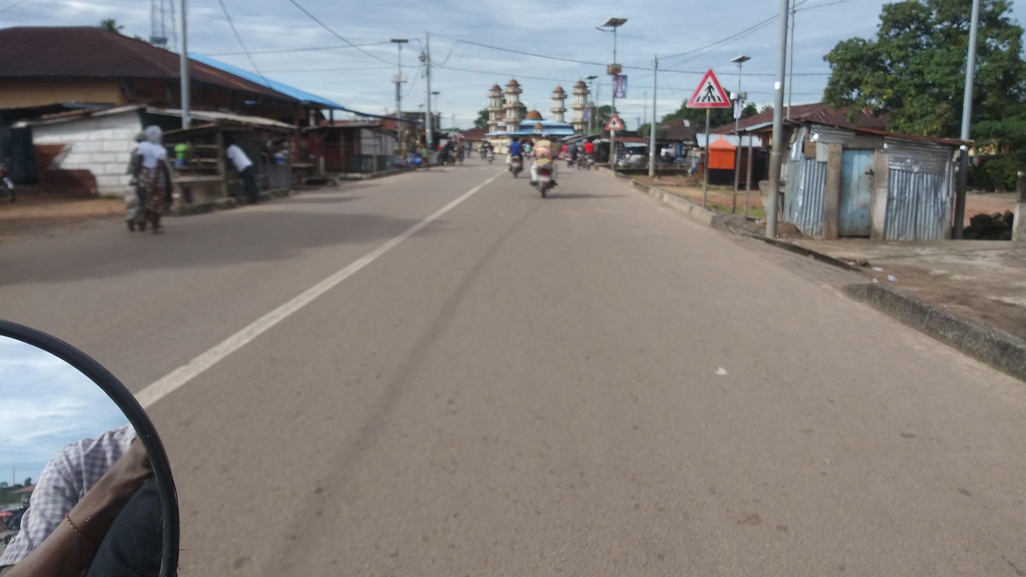 Street view of Makeni