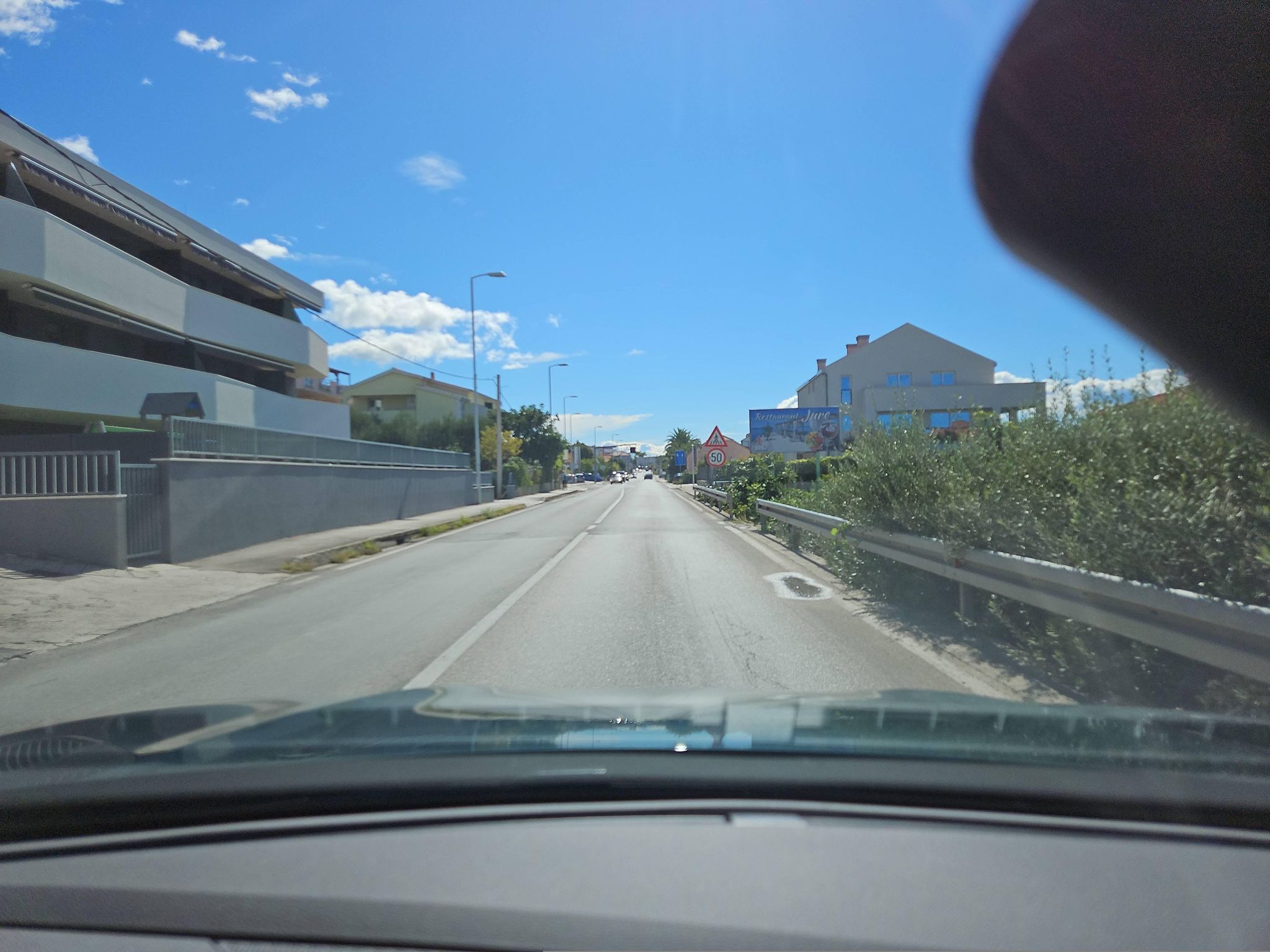 Street view of Podstrana - Žminjača