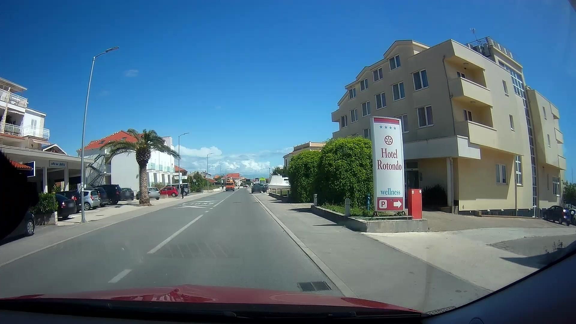 Street view of Donji Seget
