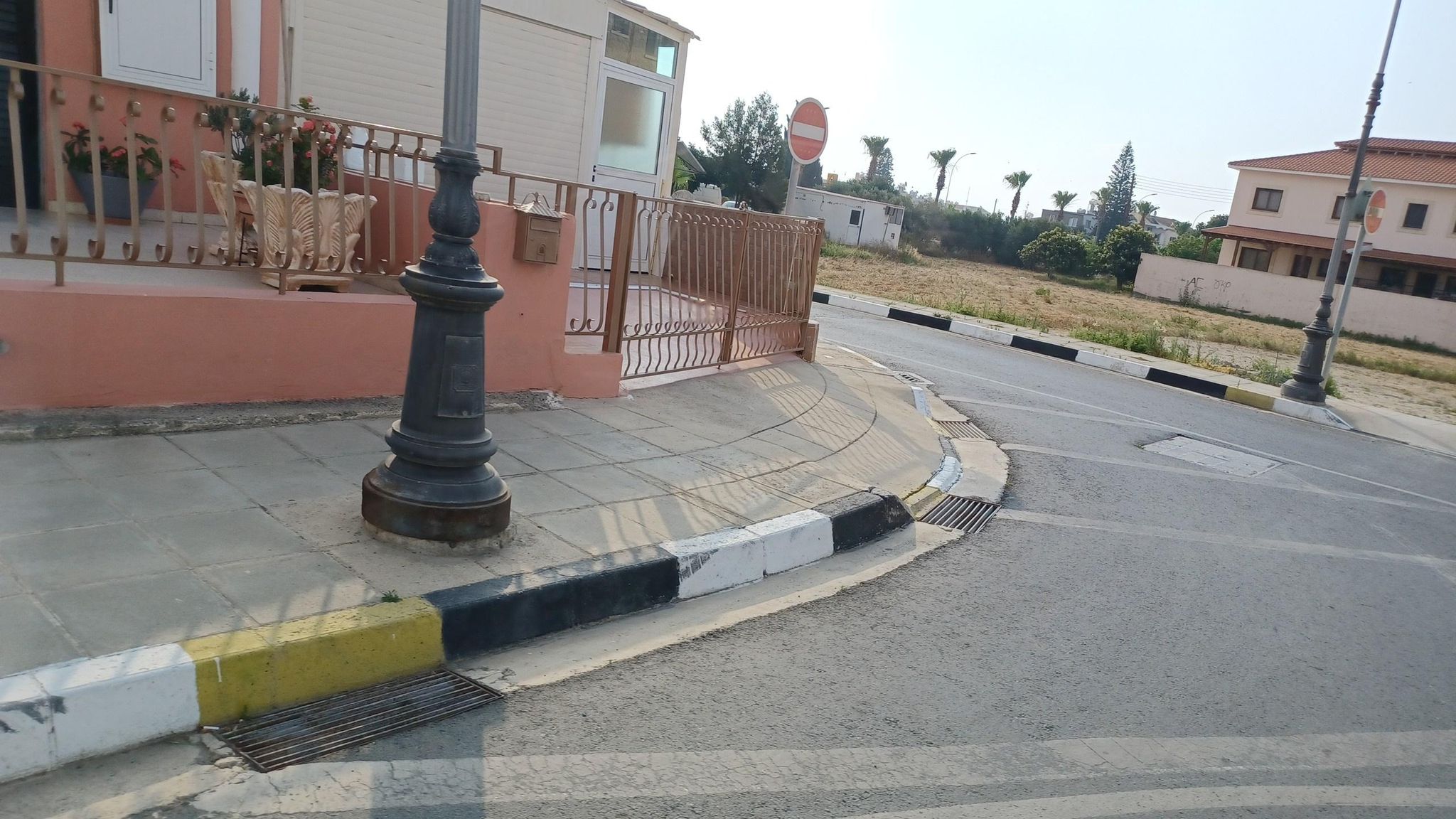 Street view of Perivólia