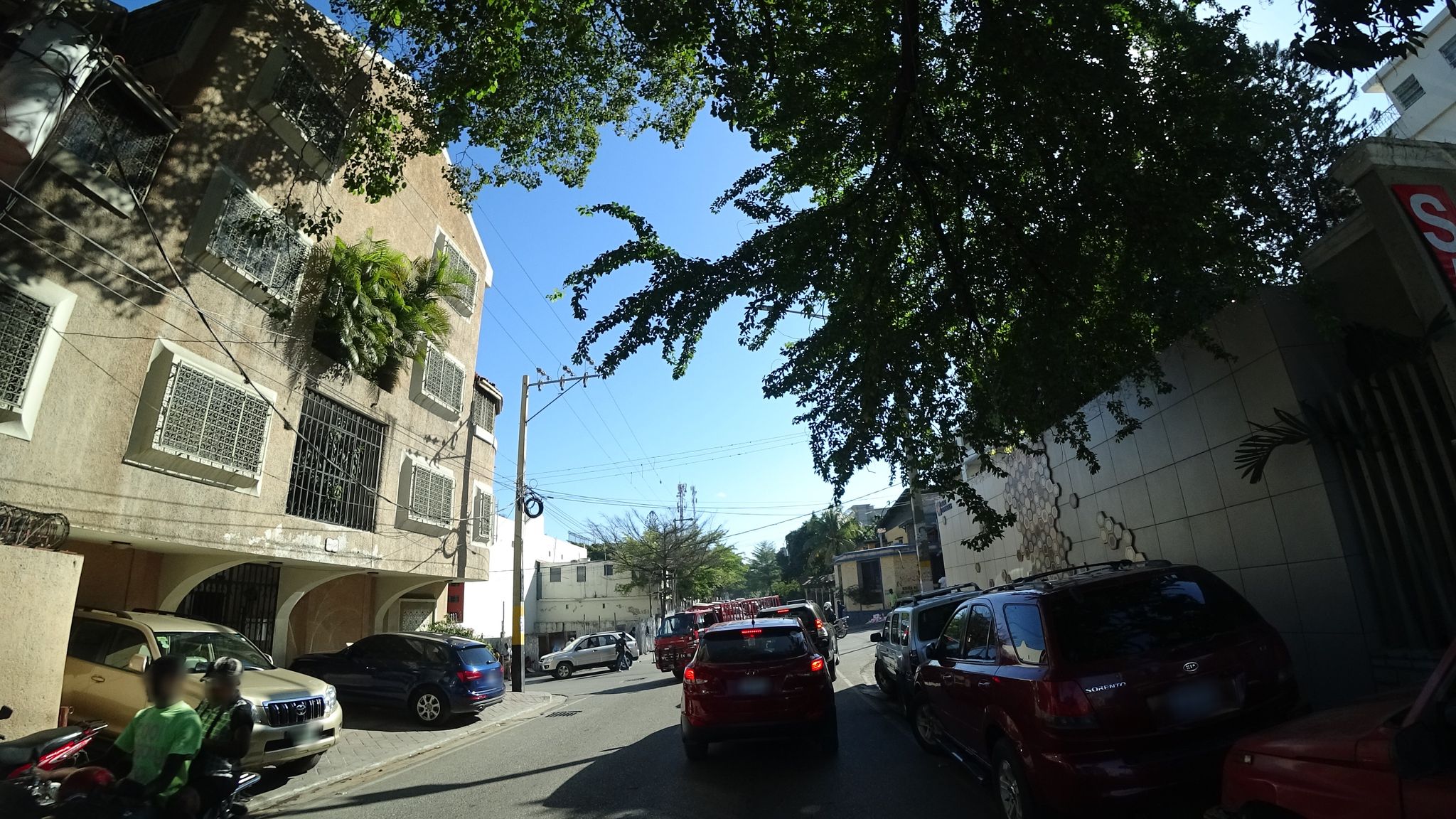 Street view of Pétionville