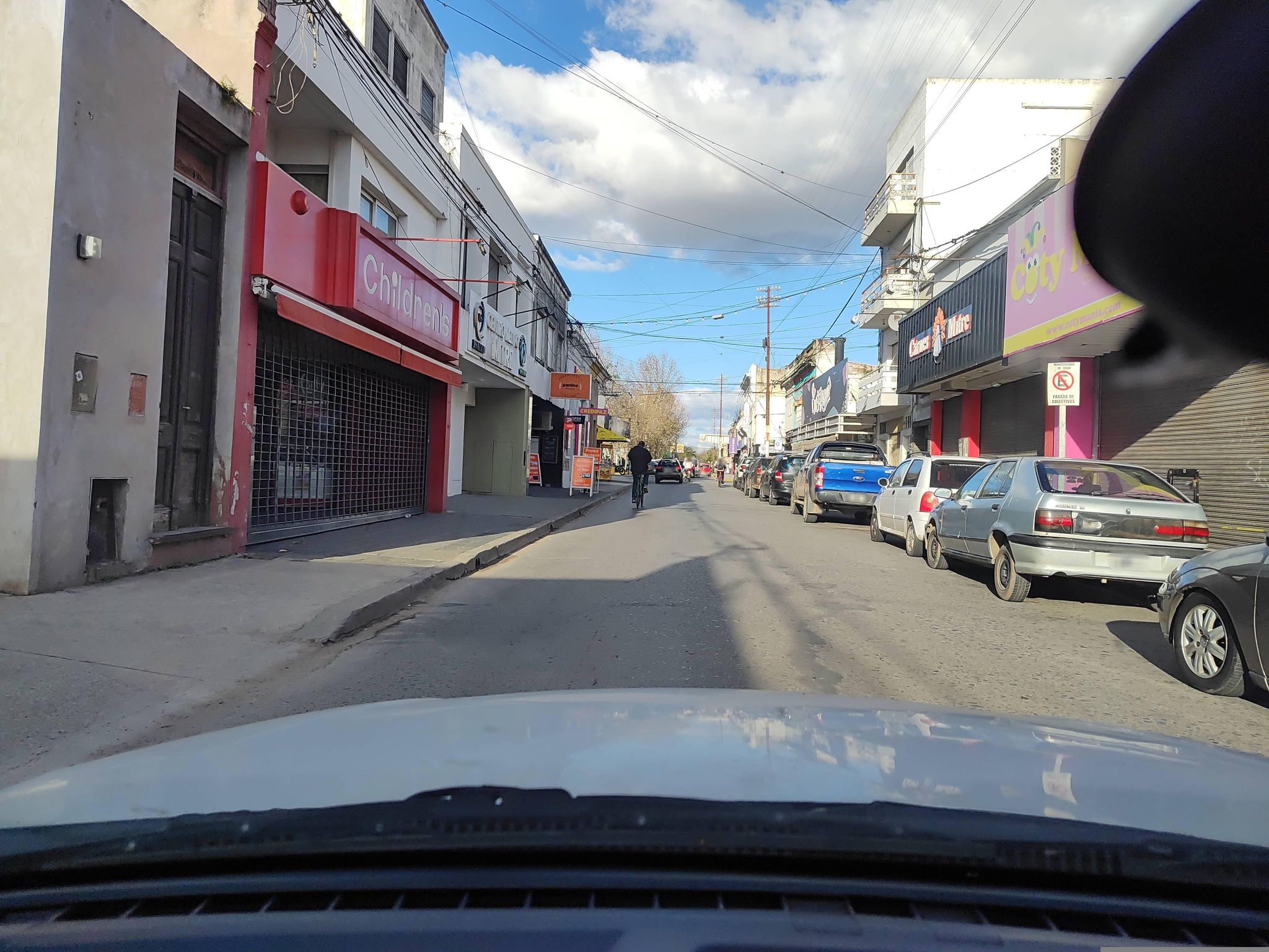 Street view of Luján