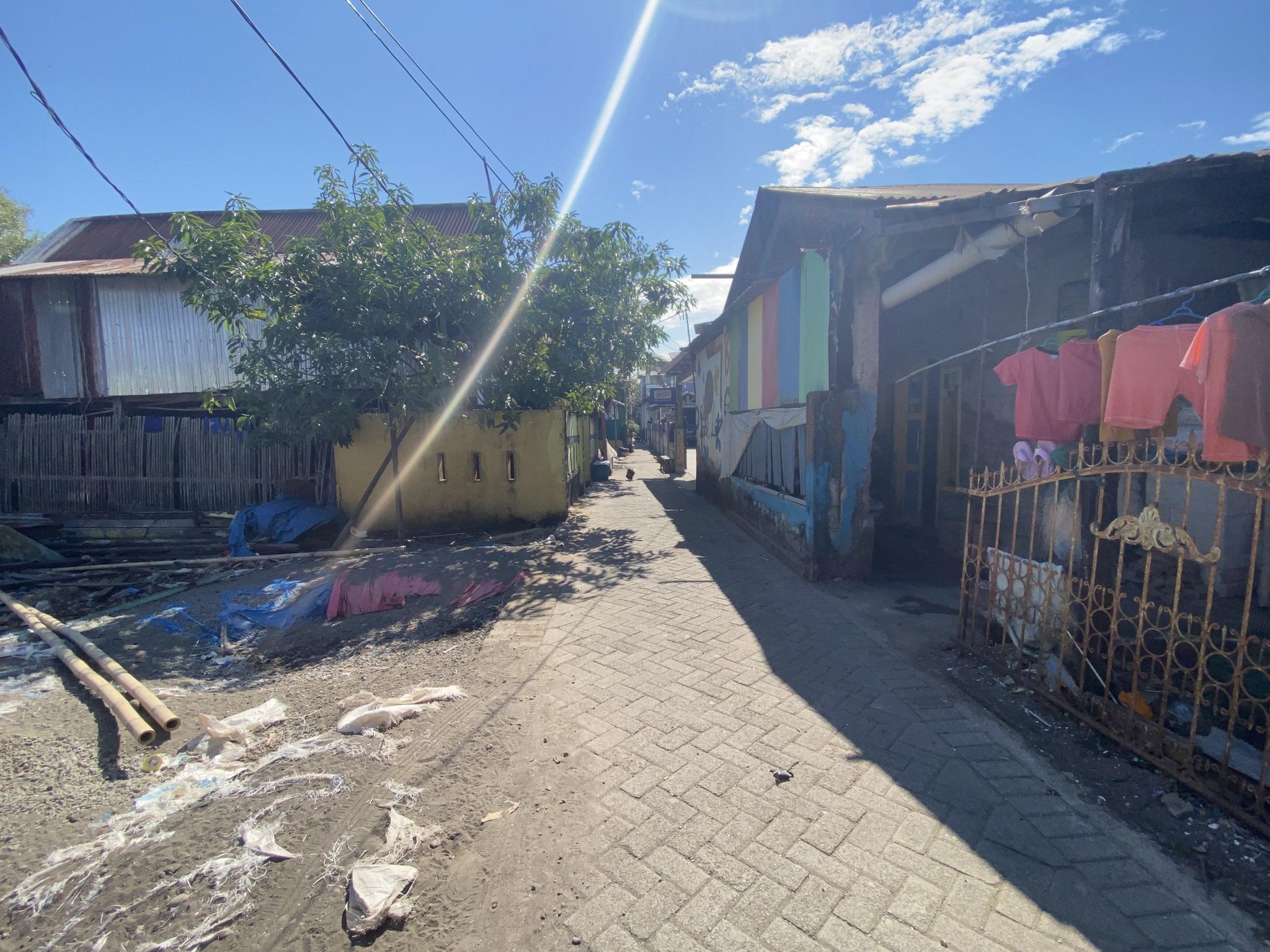 Street view of Lantebung