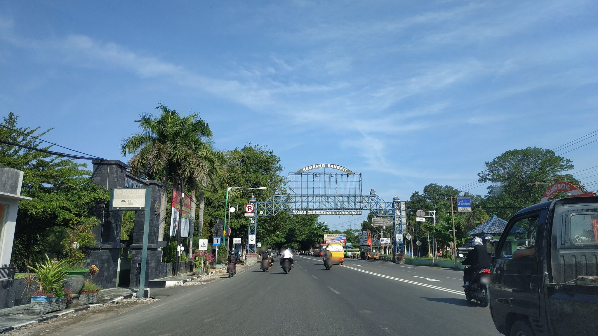Street view of Rembangan