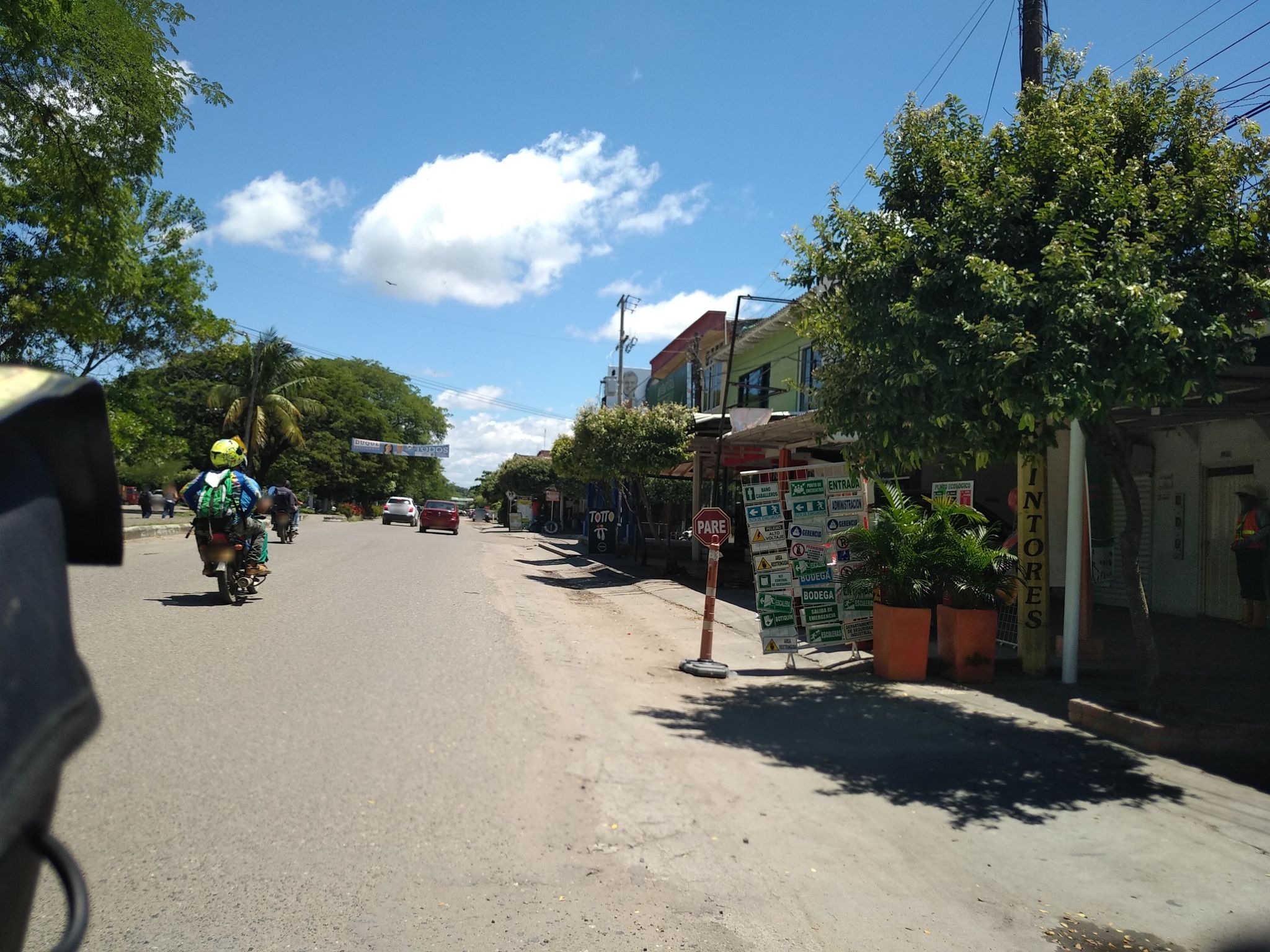 Street view of Puerto Boyacá