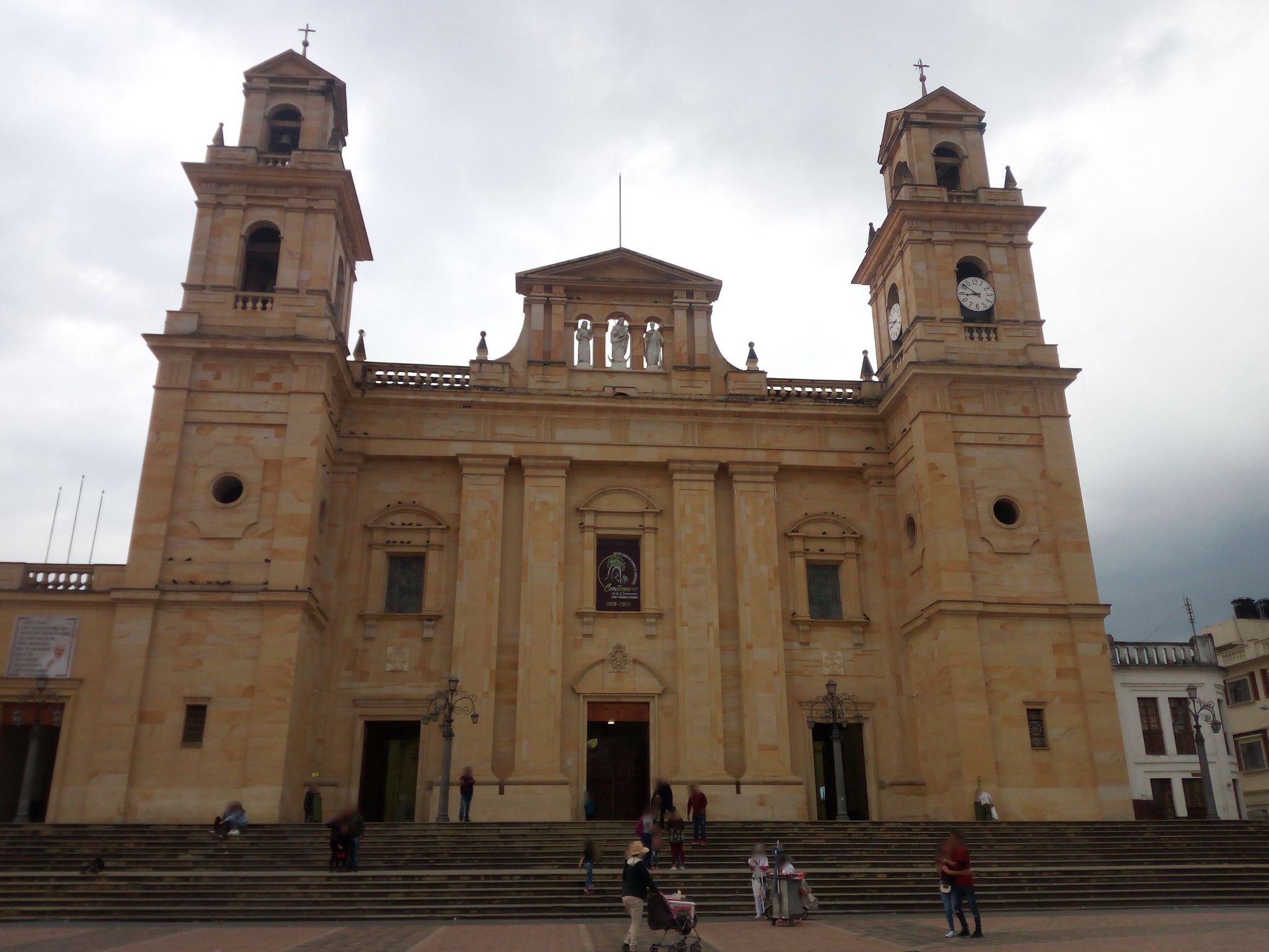 Street view of Chiquinquirá