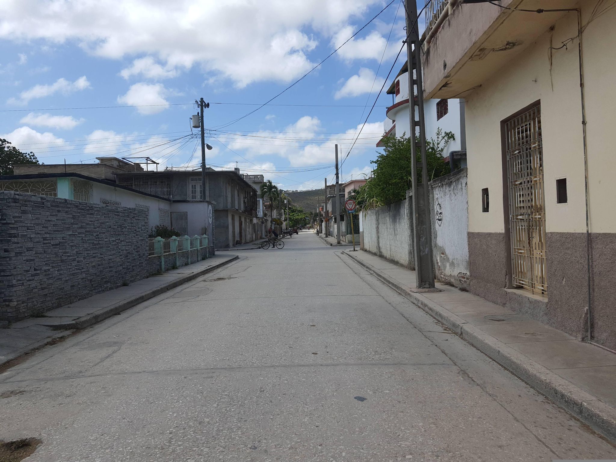 Street view of Holguín