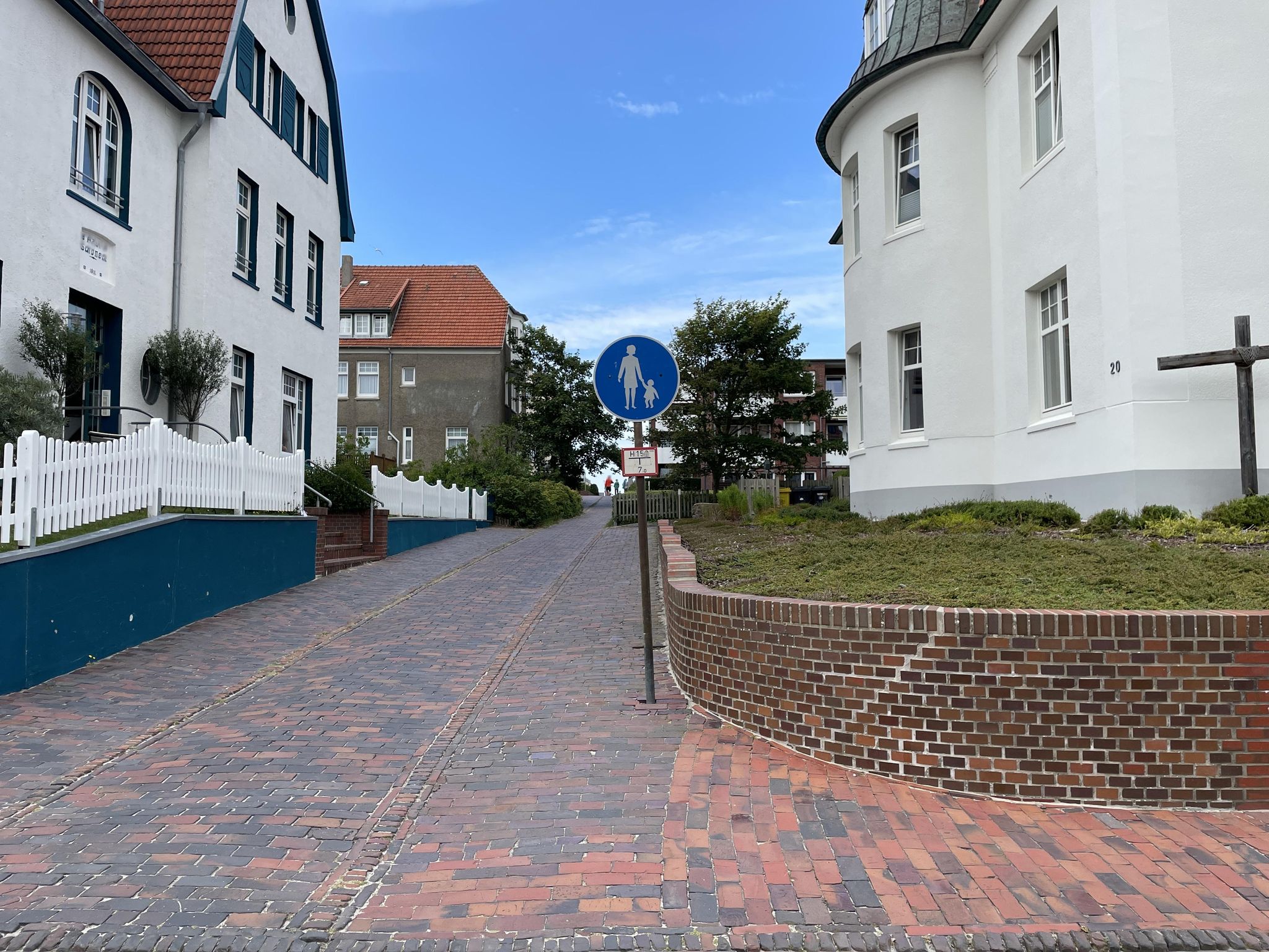 Street view of Nordseeheilbad Wangerooge
