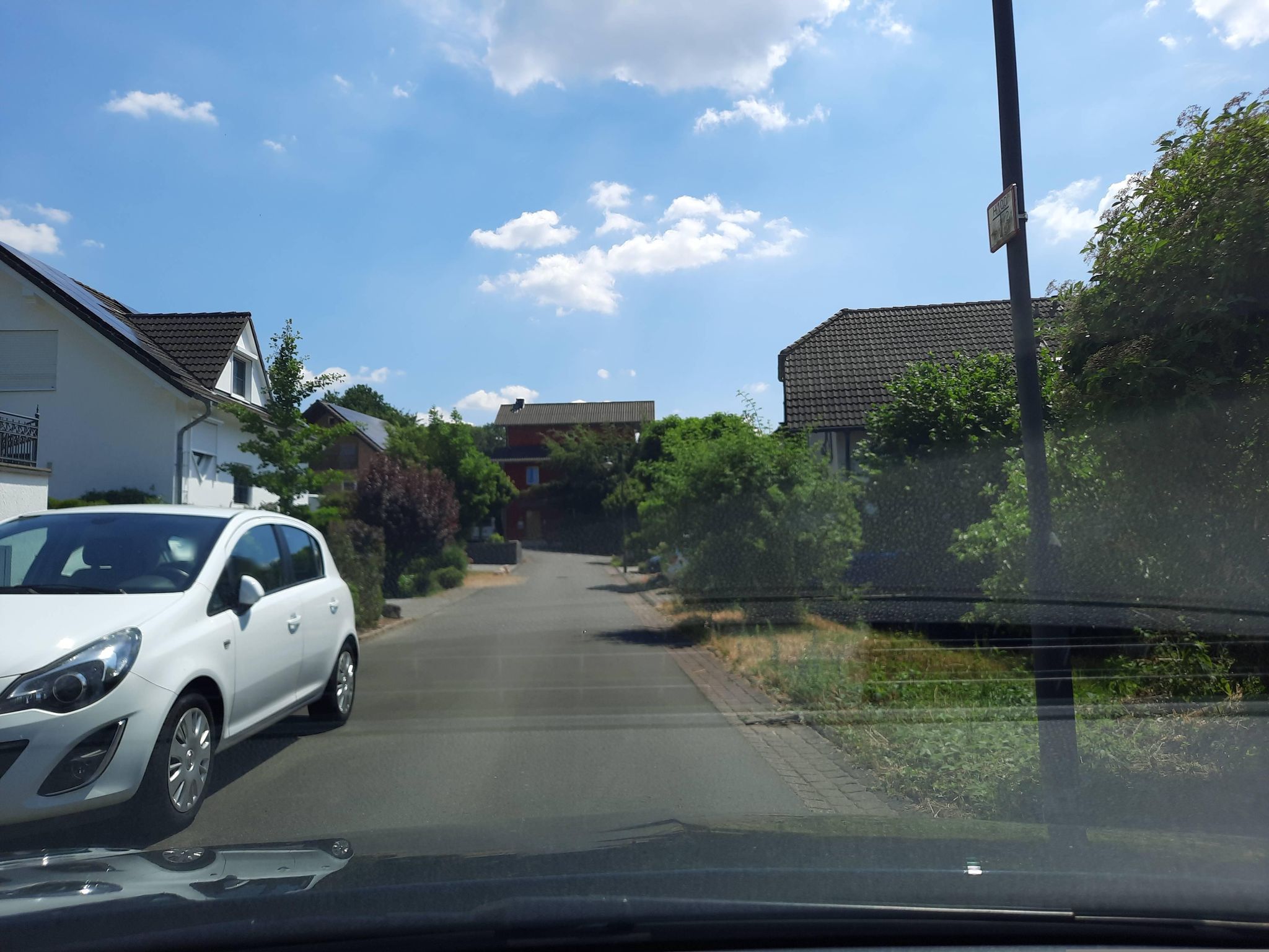 Street view of Bullay