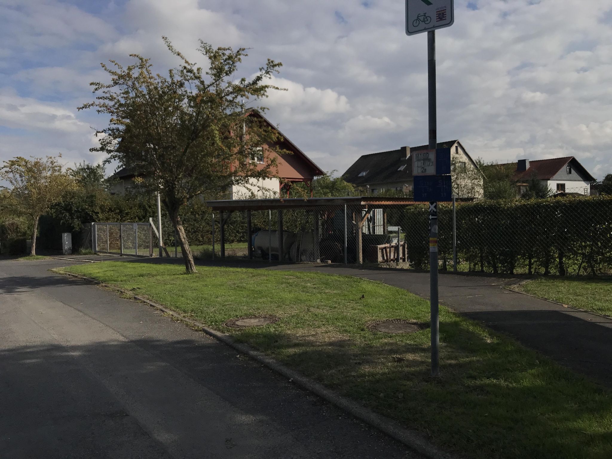Street view of Felsberg