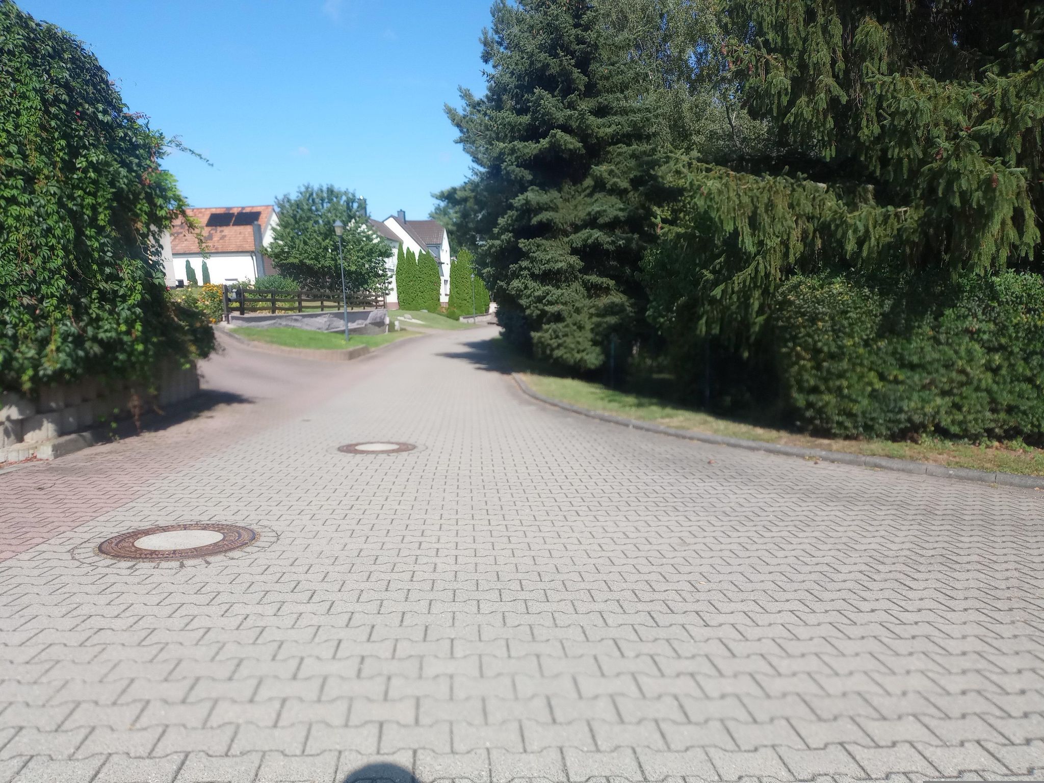 Street view of Löbnitz