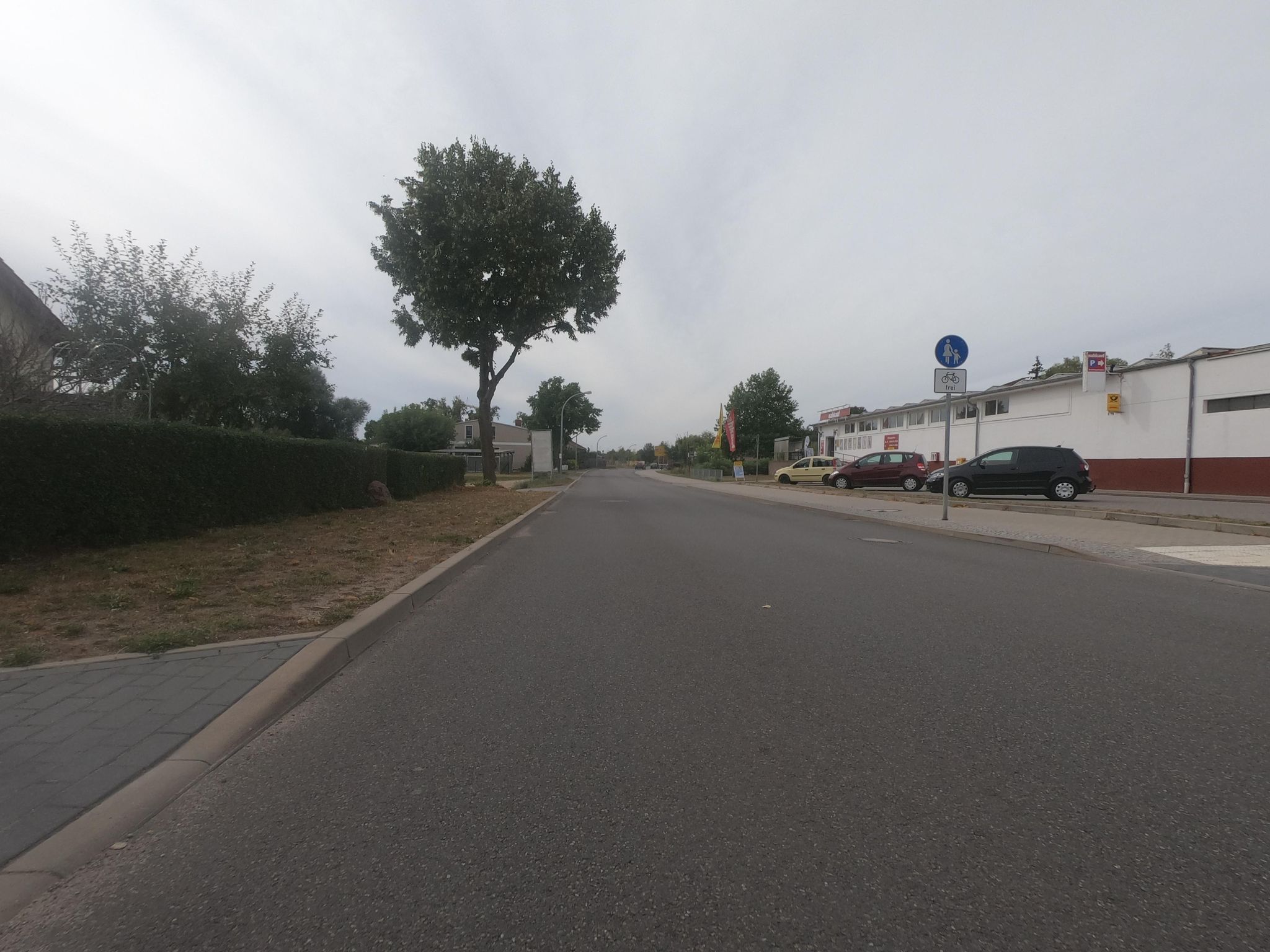 Street view of Milmersdorf
