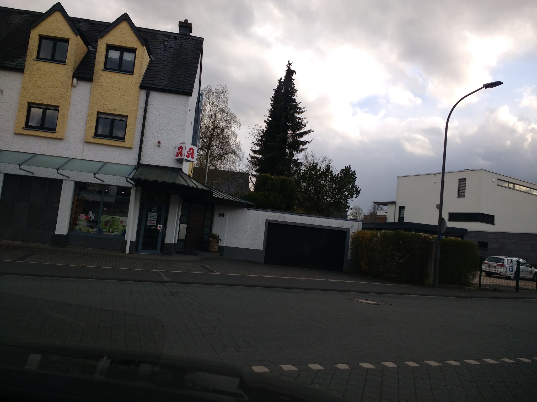 Street view of Hillesheim