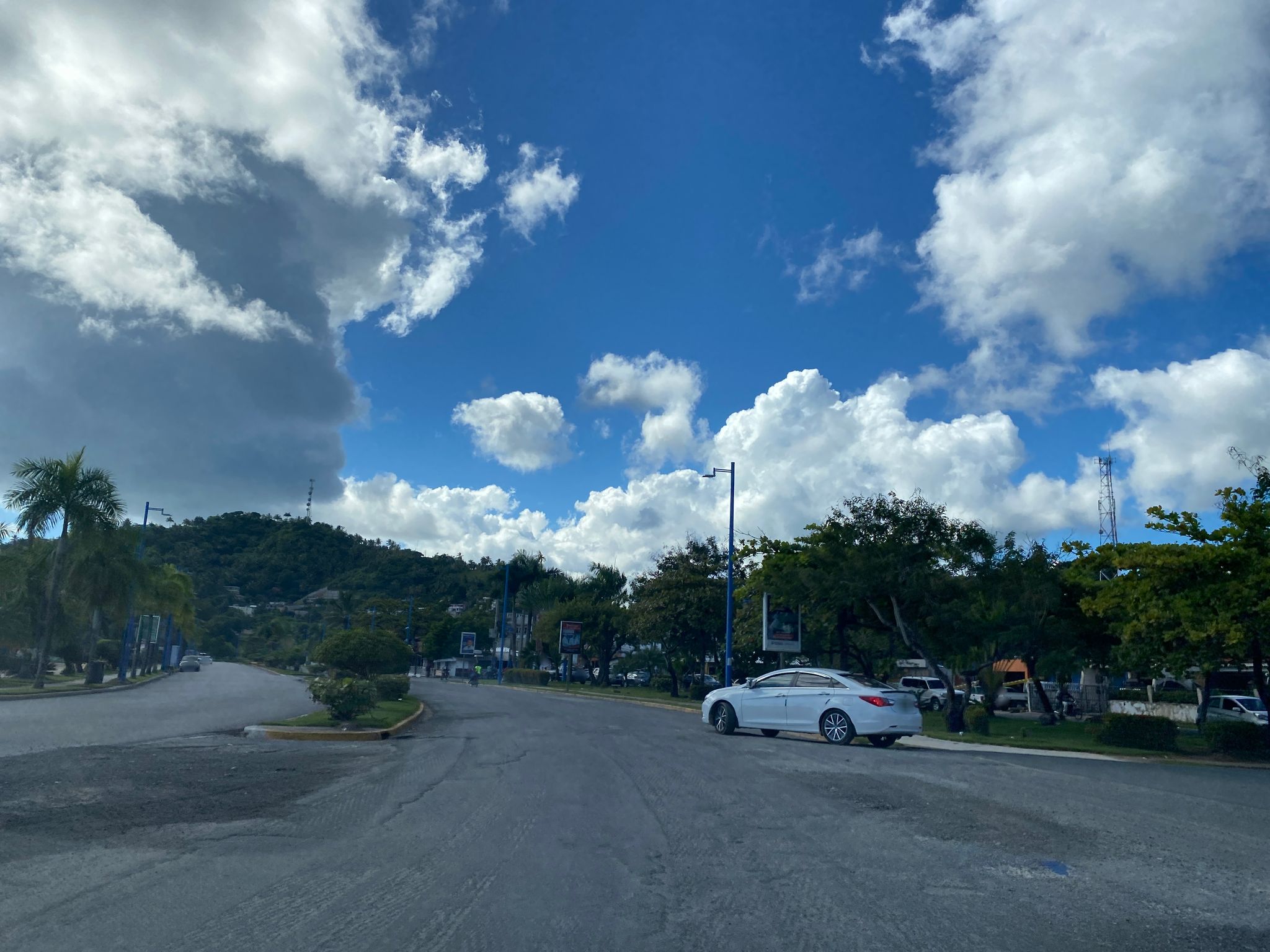 Street view of Samaná