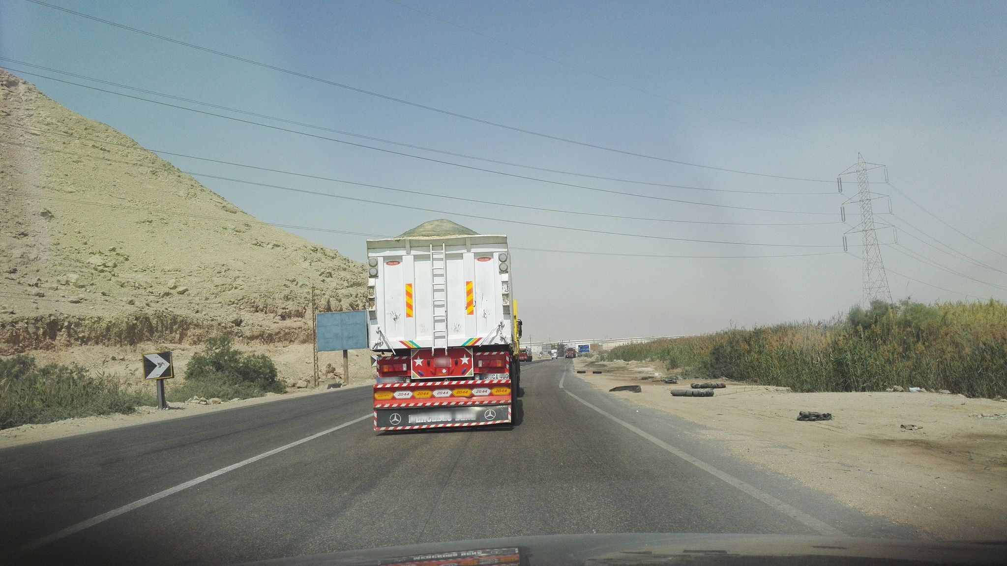 Street view of Al ‘Ayn as Sukhnah