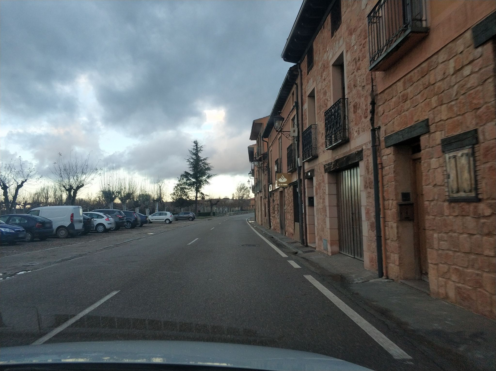 Street view of Ayllón