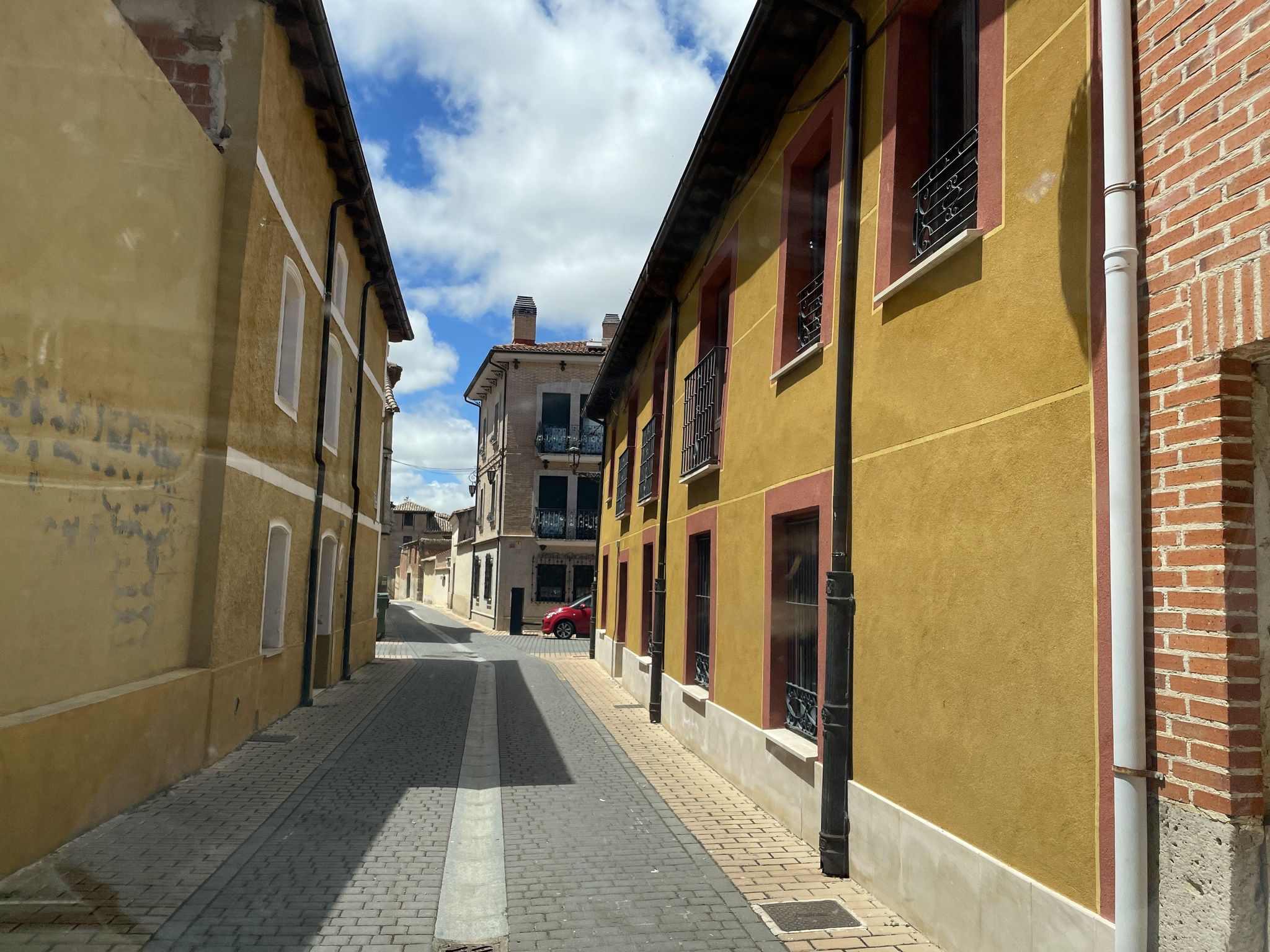 Street view of Melgar de Fernamental