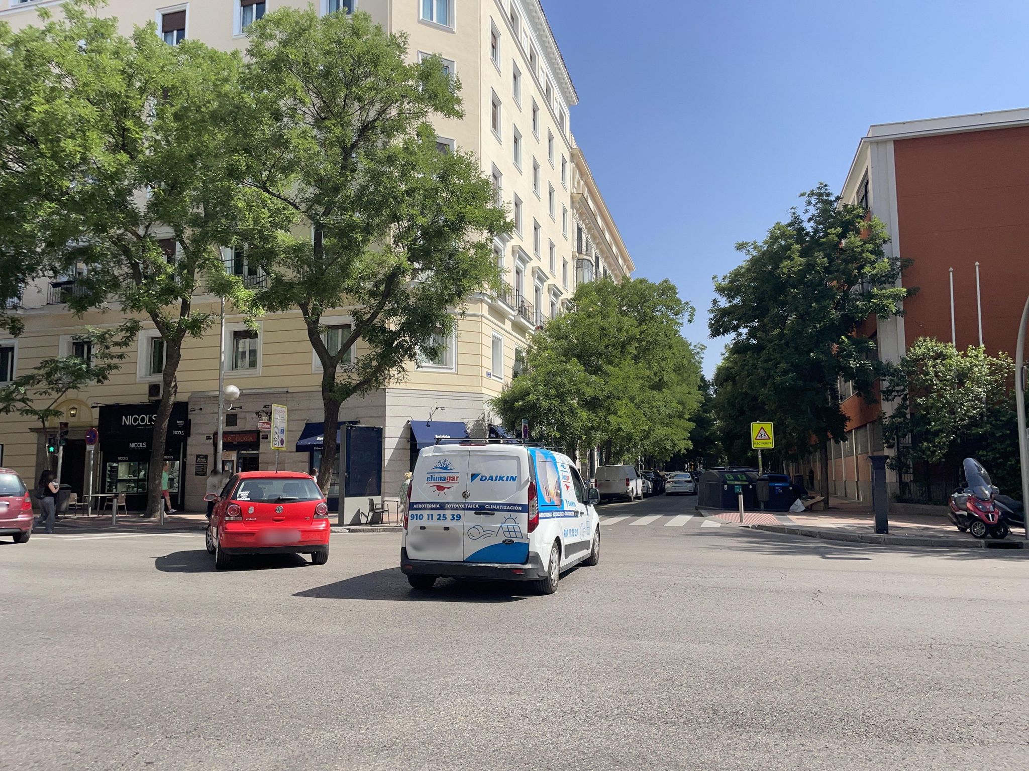 Street view of Recoletos