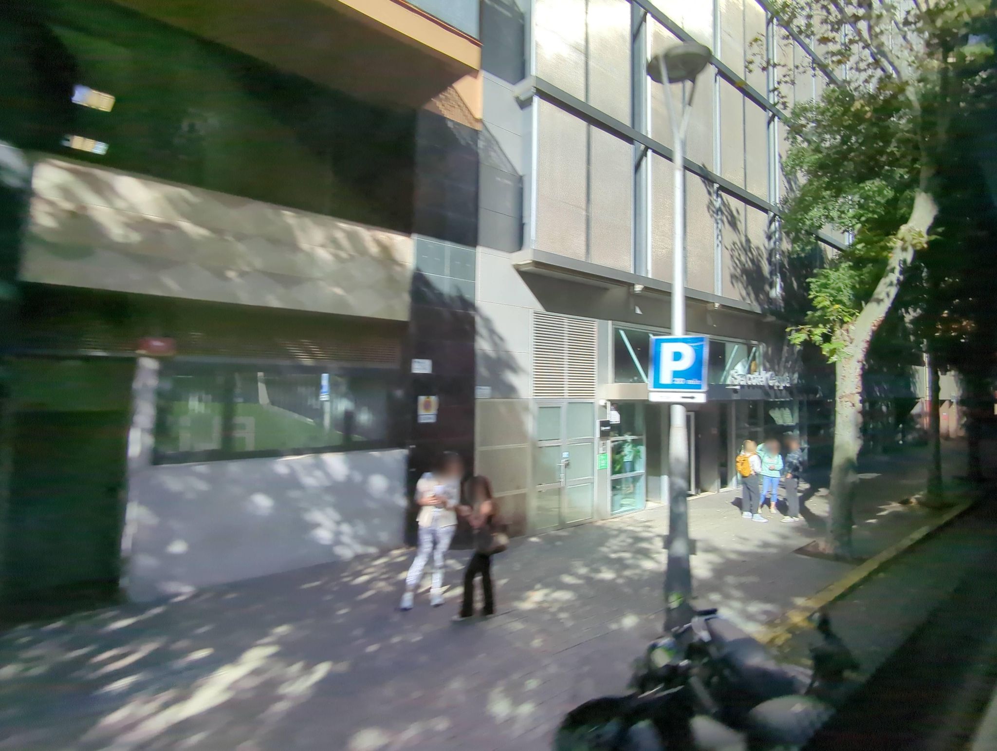 Street view of Fort Pienc