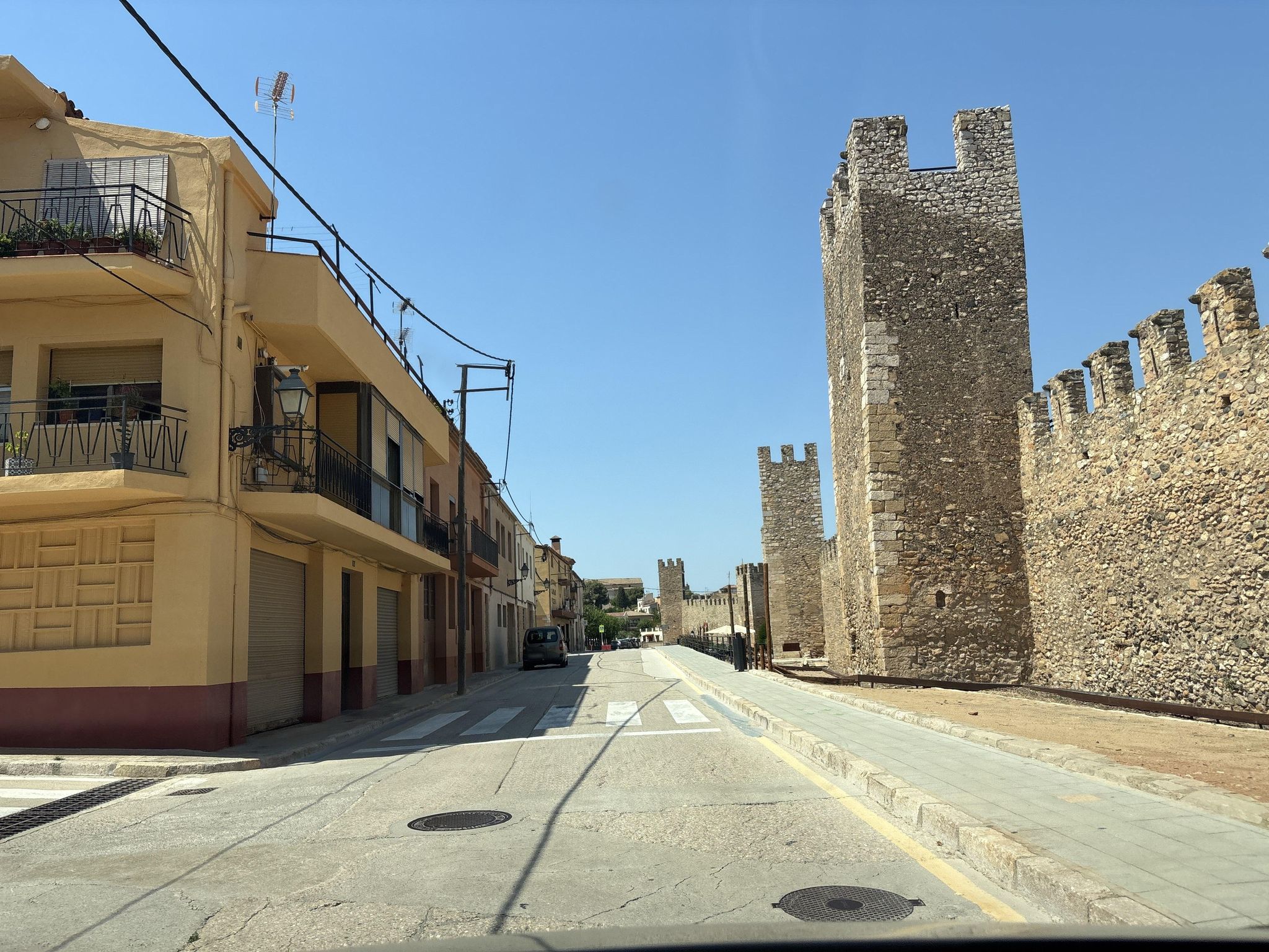 Street view of Montblanc