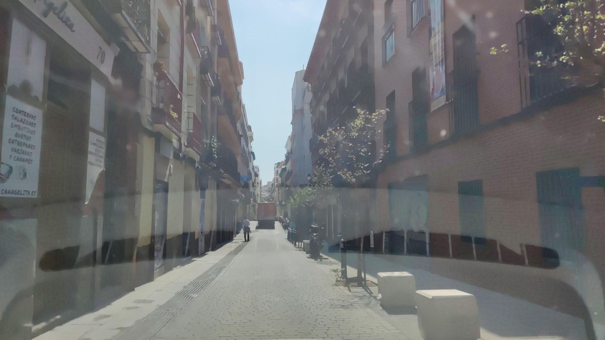 Street view of Universidad