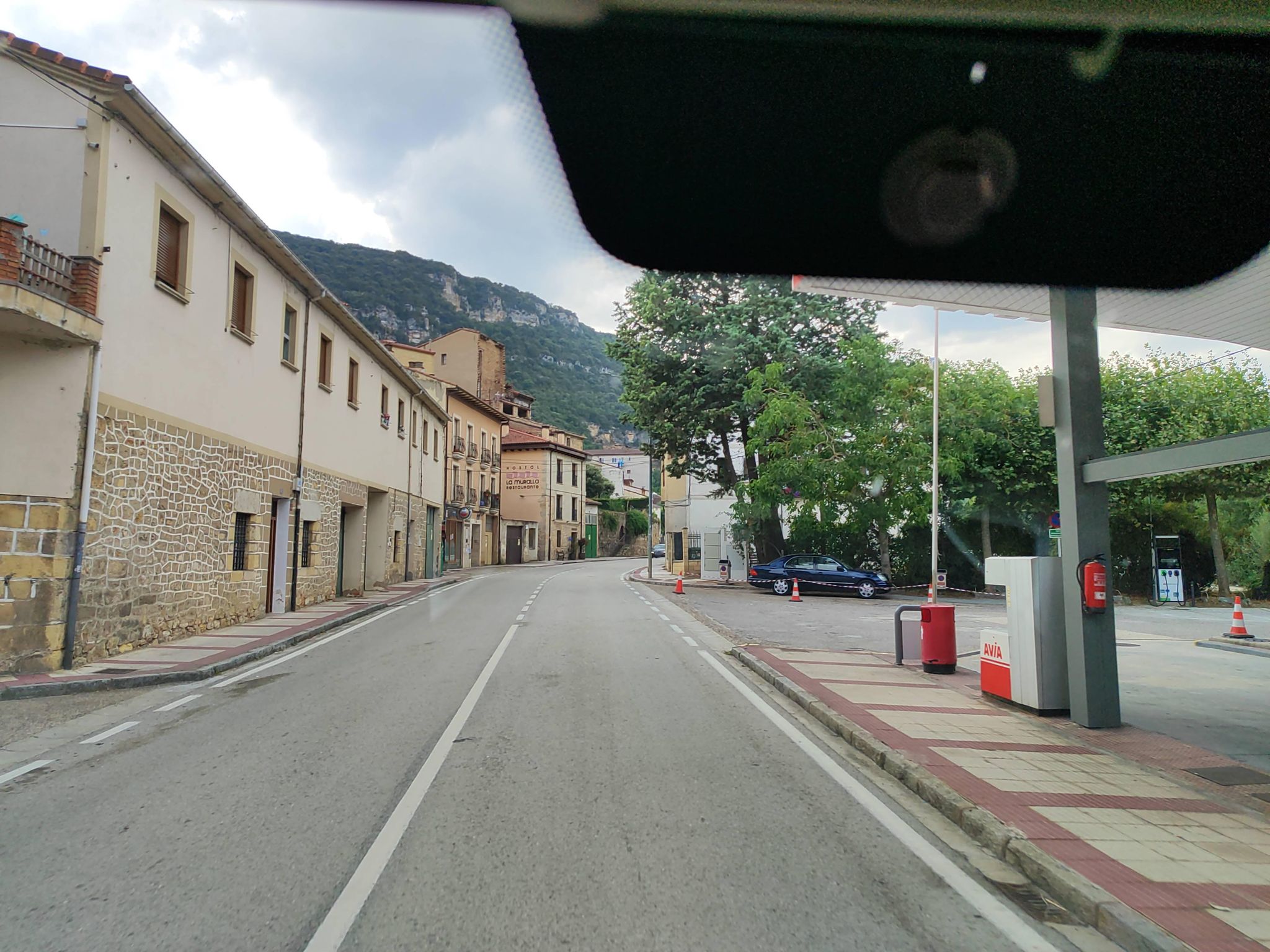 Street view of Oña