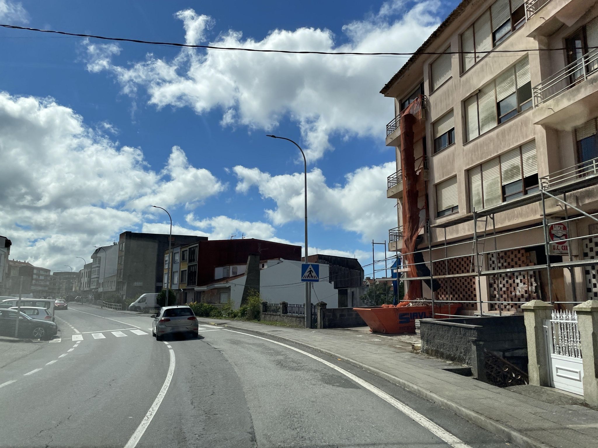 Street view of Cee
