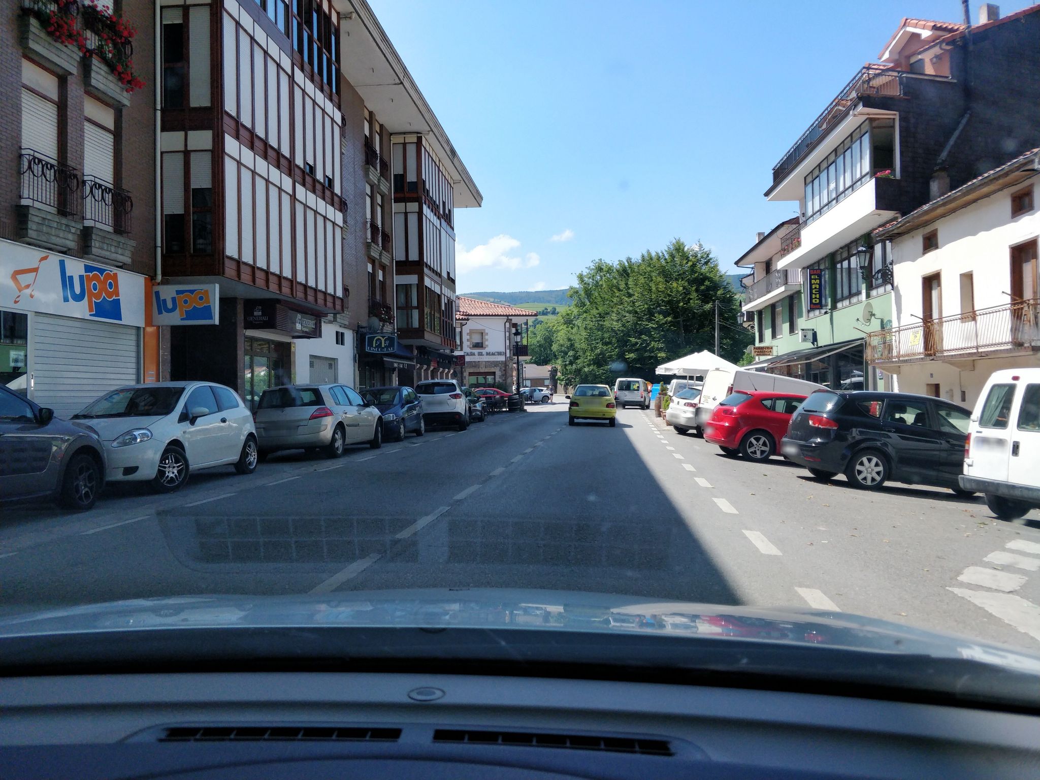 Street view of Selaya