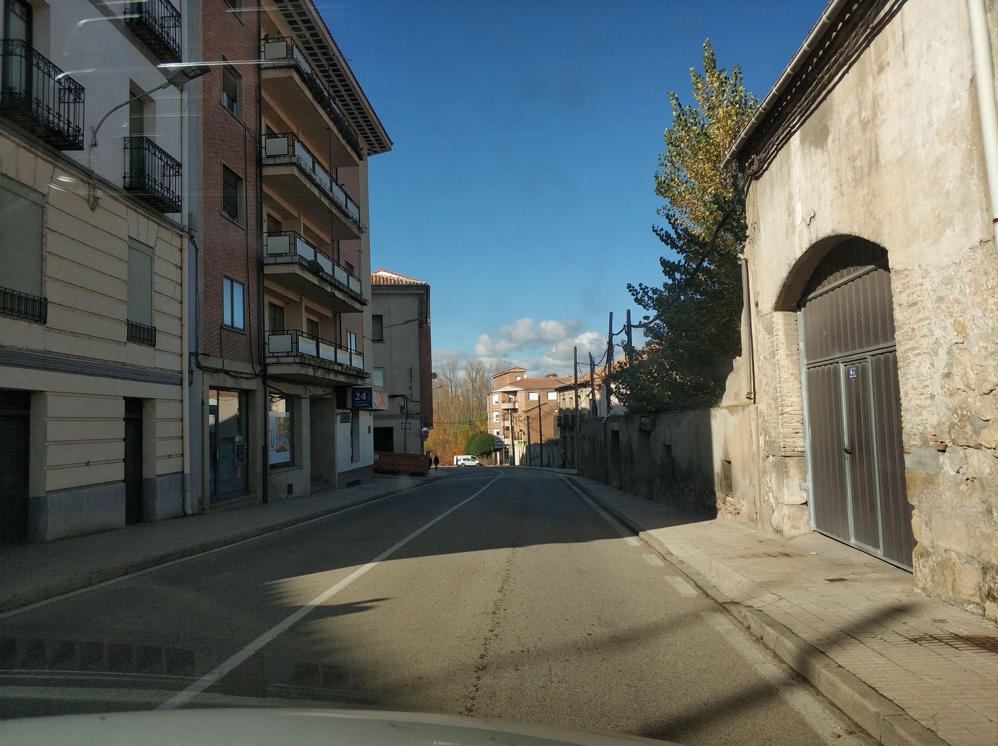 Street view of Almazán