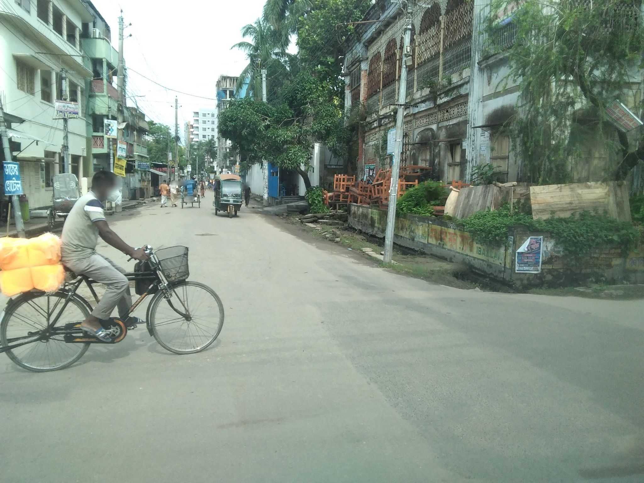 Street view of Khulna