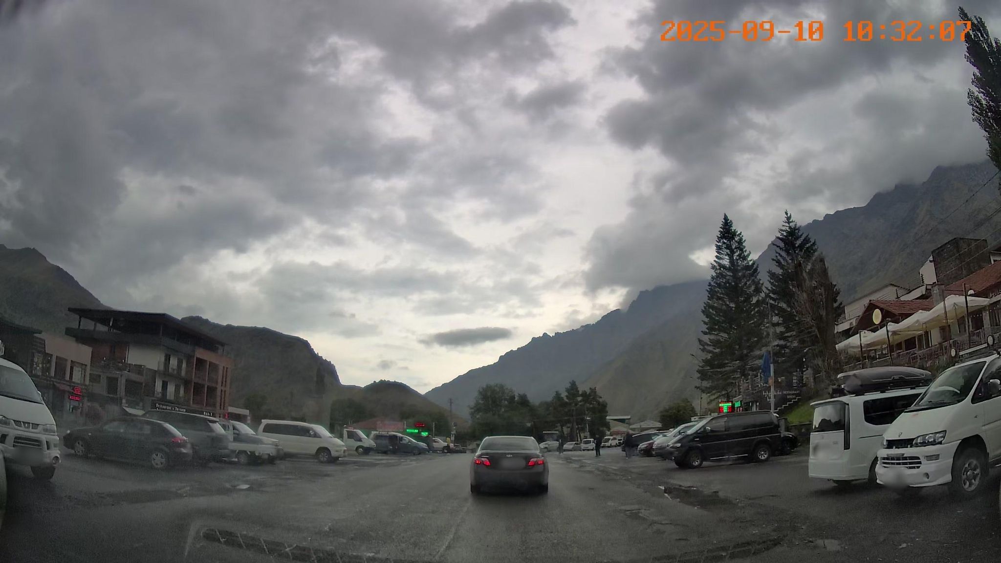 Street view of Stepantsminda