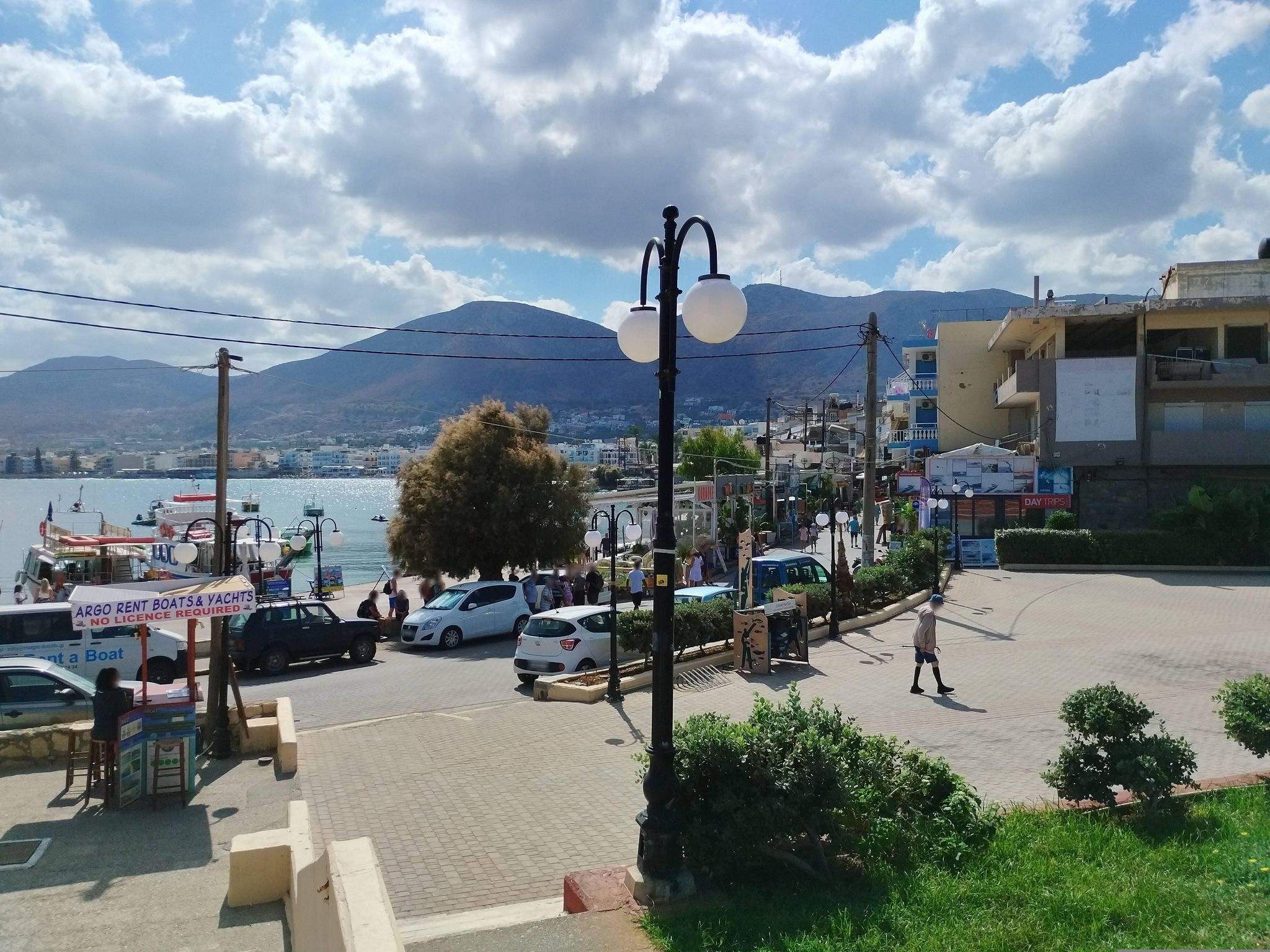 Street view of Limín Khersonísou