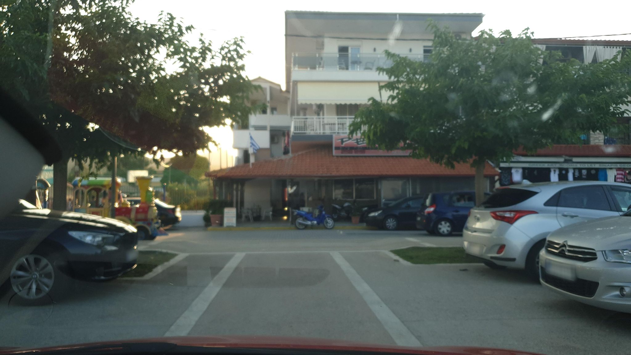 Street view of Sárti