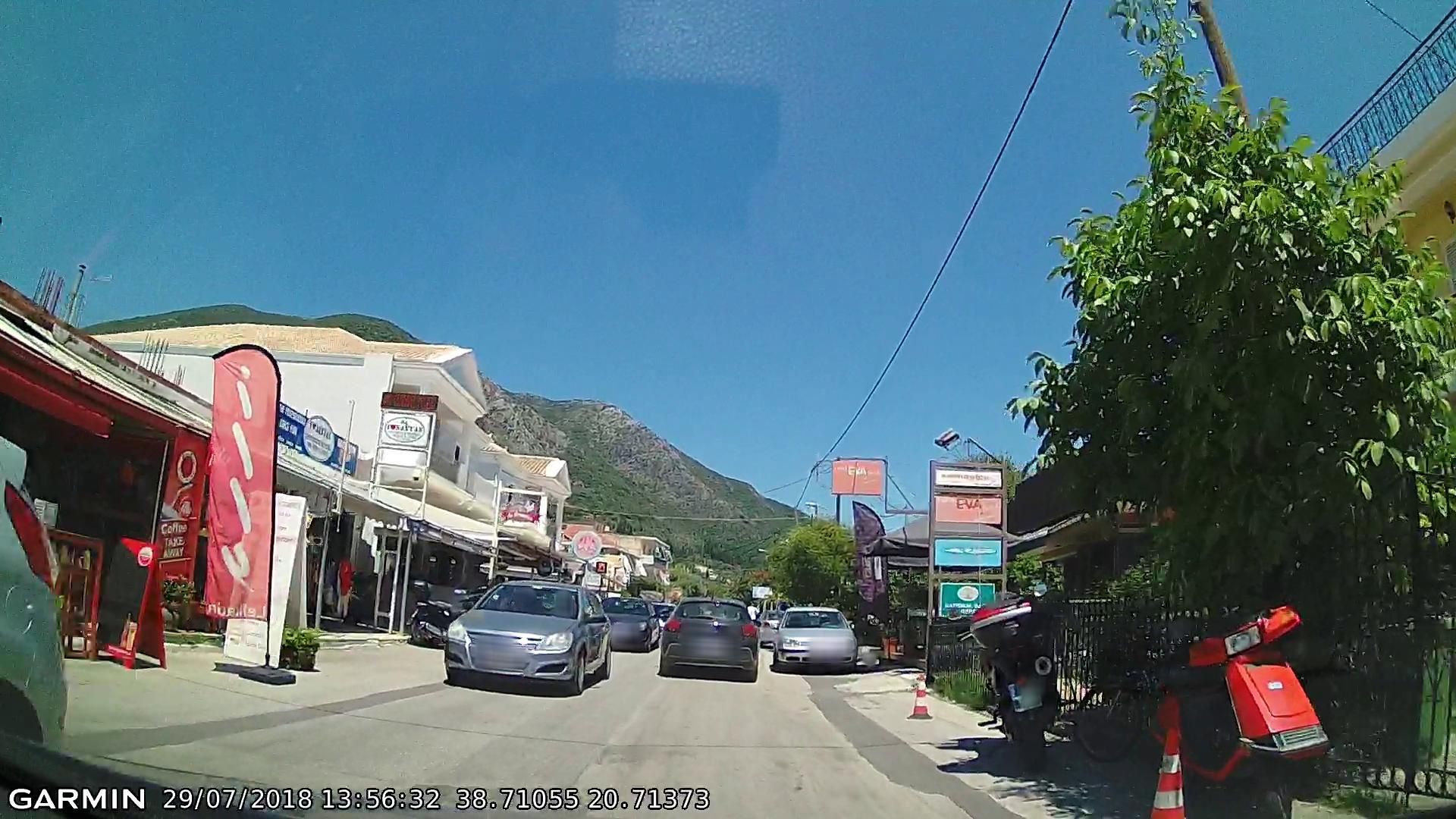 Street view of Nidhríon