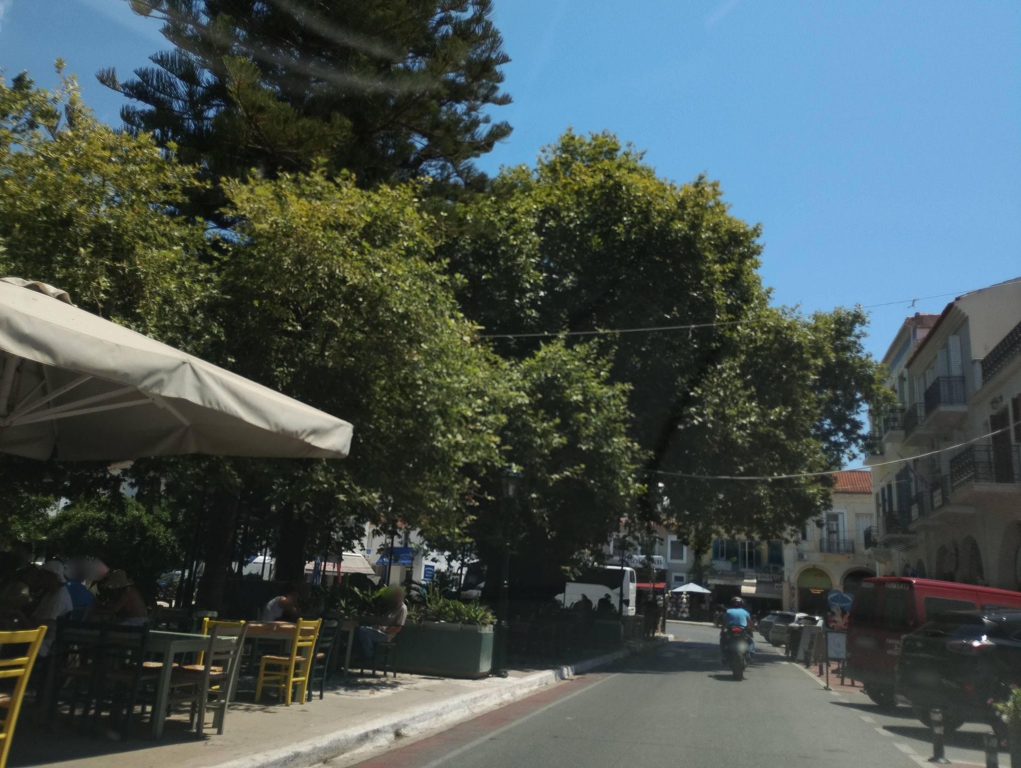 Street view of Pýlos