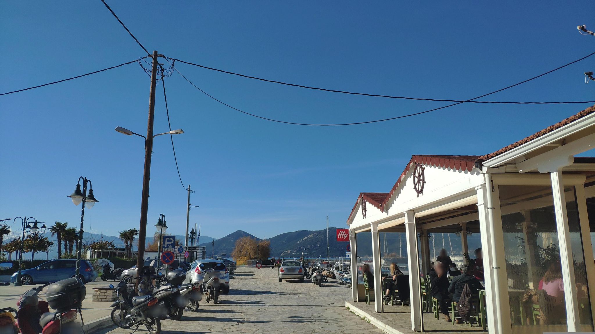 Street view of Pálairos
