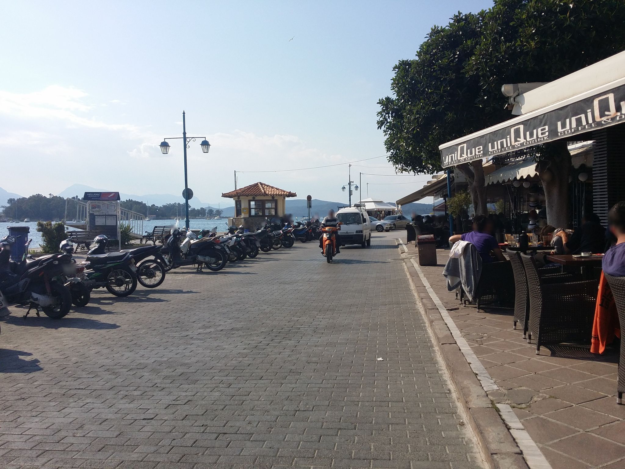 Street view of Póros