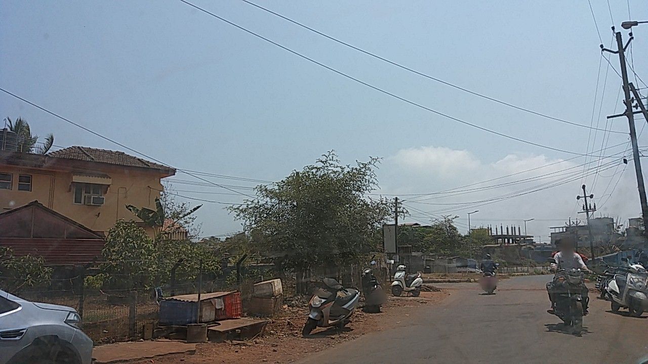 Street view of Salvador do Mundo